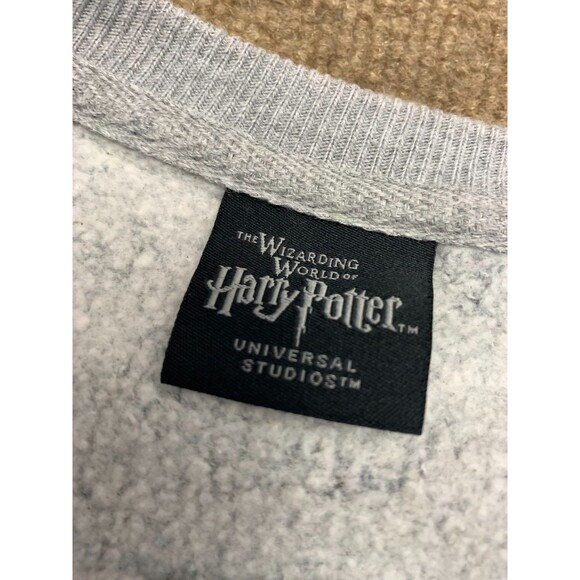 Harry Potter Gryffindor Sweatshirt Womens XL Crew Pullover Universal Studios - Picture 9 of 10